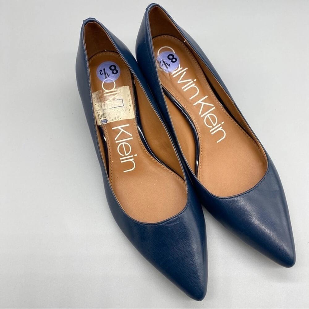 Calvin Klein Size 8 1/2 Women’s Solid Color Pump Shoes